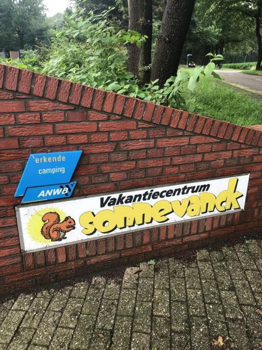 Sfeervol Chalet In Drenthe Bij Het Dwingelderveld Villa Spier Bagian luar foto