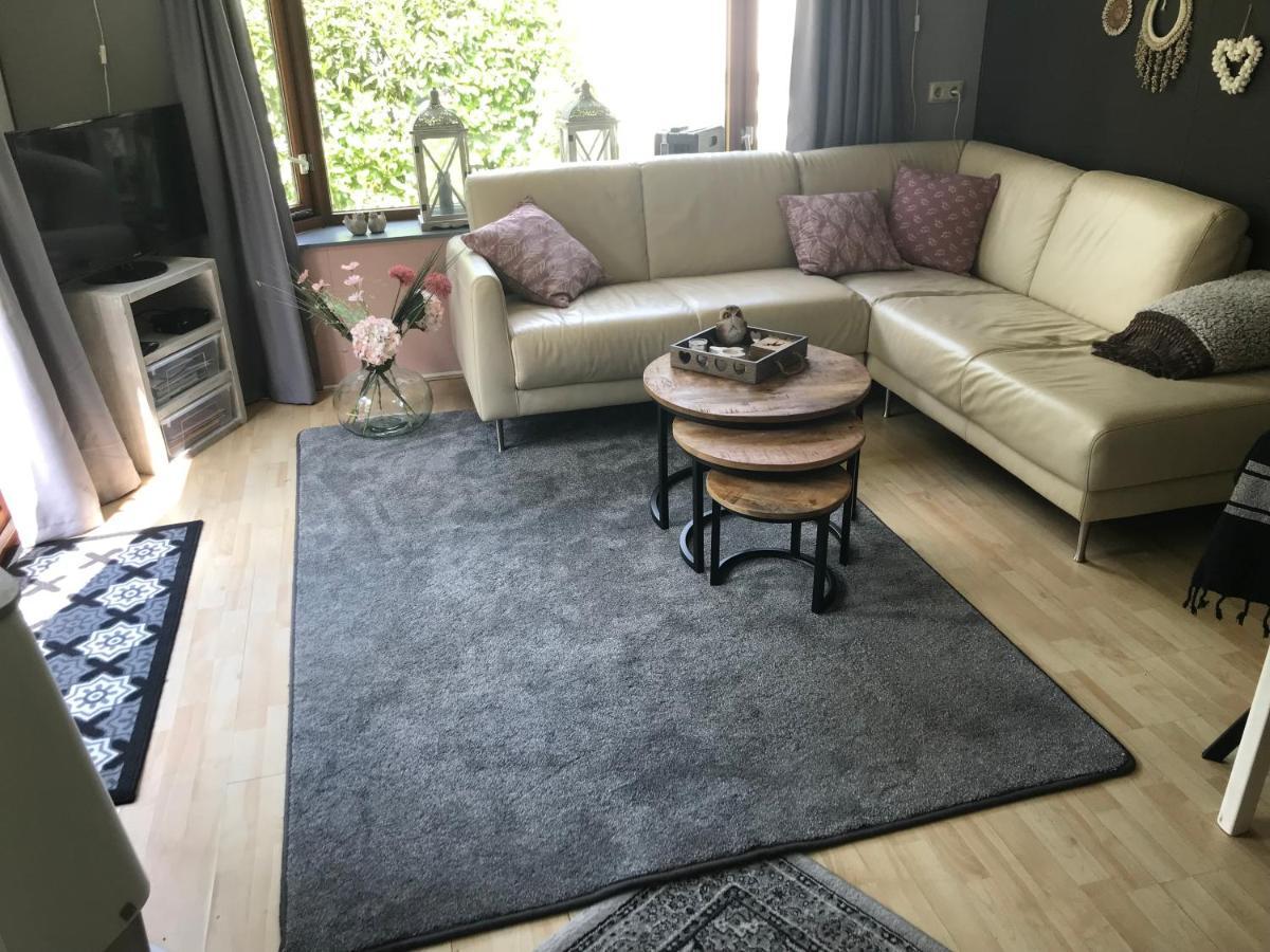 Sfeervol Chalet In Drenthe Bij Het Dwingelderveld Villa Spier Bagian luar foto